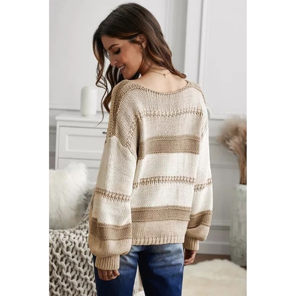 LAST ONE! Plus Size LYDIA Khaki Knitted Sweater With Latern Sleeves - Picture 2 of 4